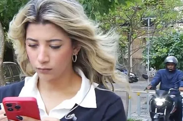 The shocking moment a news reporter became the victim of an attempted mugging just moments before going live on air. Brazilian journalist Clara Nery was gearing up to appear on camera when the incident unfolded.