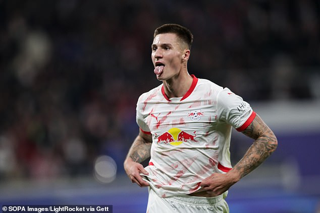 Manchester United are close to completing the signing of RB Leipzig striker Benjamin Sesko