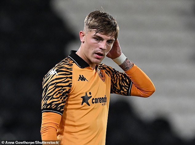 Hull City appear to have won the race for Brandon Williams amid interest from several clubs