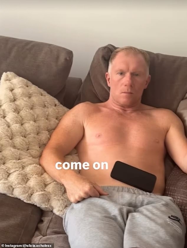 Manchester United legend Paul Scholes did not take kindly to his daughter
