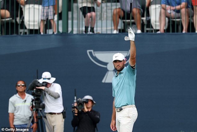 Scottie Scheffler produced a chip that some have called
