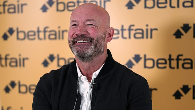 Newcastle United great Alan Shearer has insisted there could be a way back for Alexander Isak at his former club