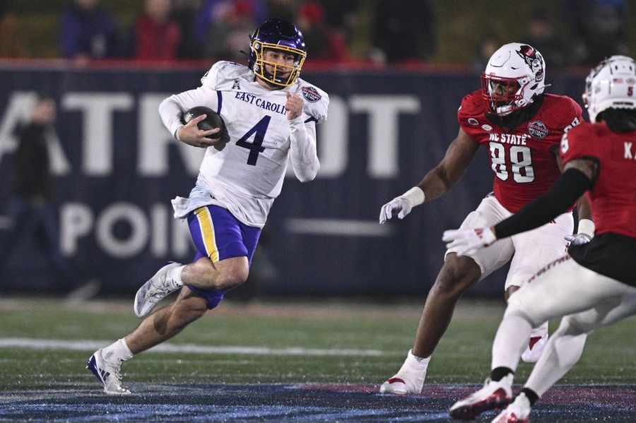 NCAA Football: Military Bowl-East Carolina at North Carolina State