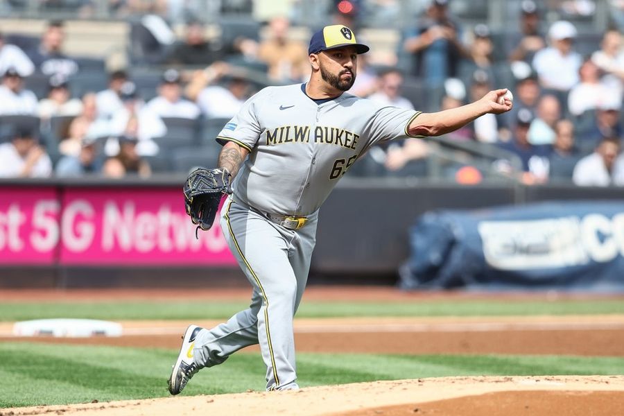 MLB: Milwaukee Brewers at New York Yankees