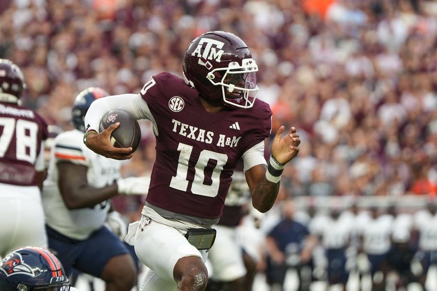 NCAA Football: Texas-San Antonio at Texas A&amp;M
