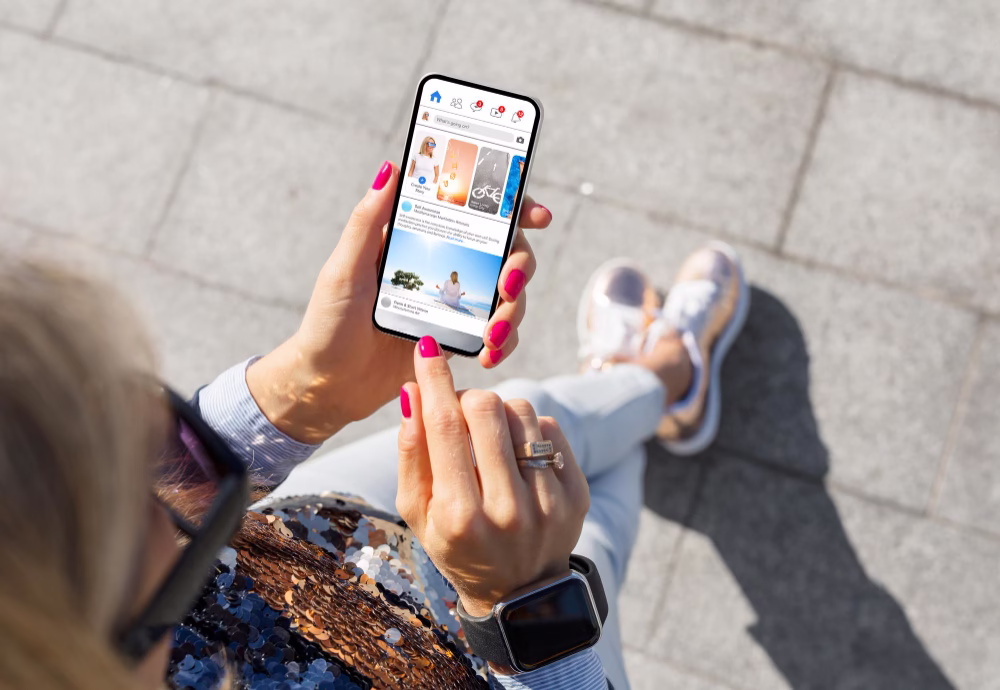 phone social media