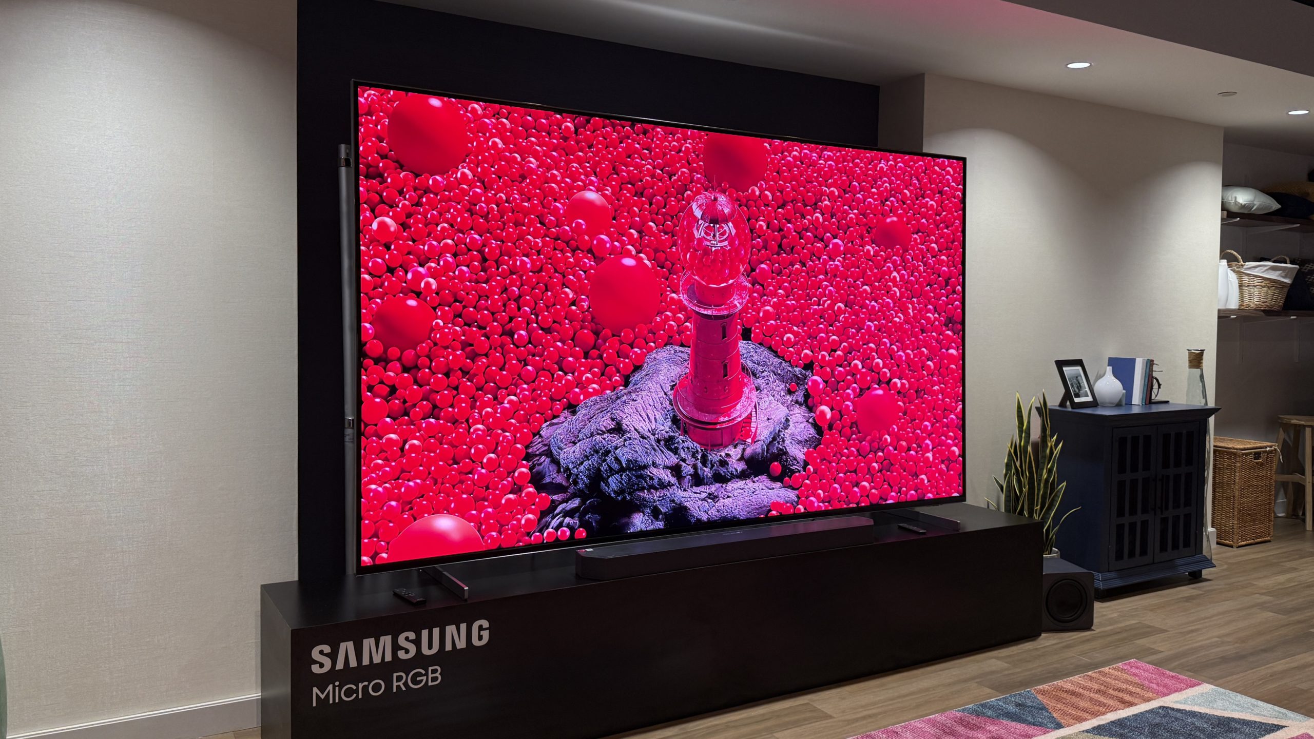 Samsung 115-inch micro-RGB TV first look