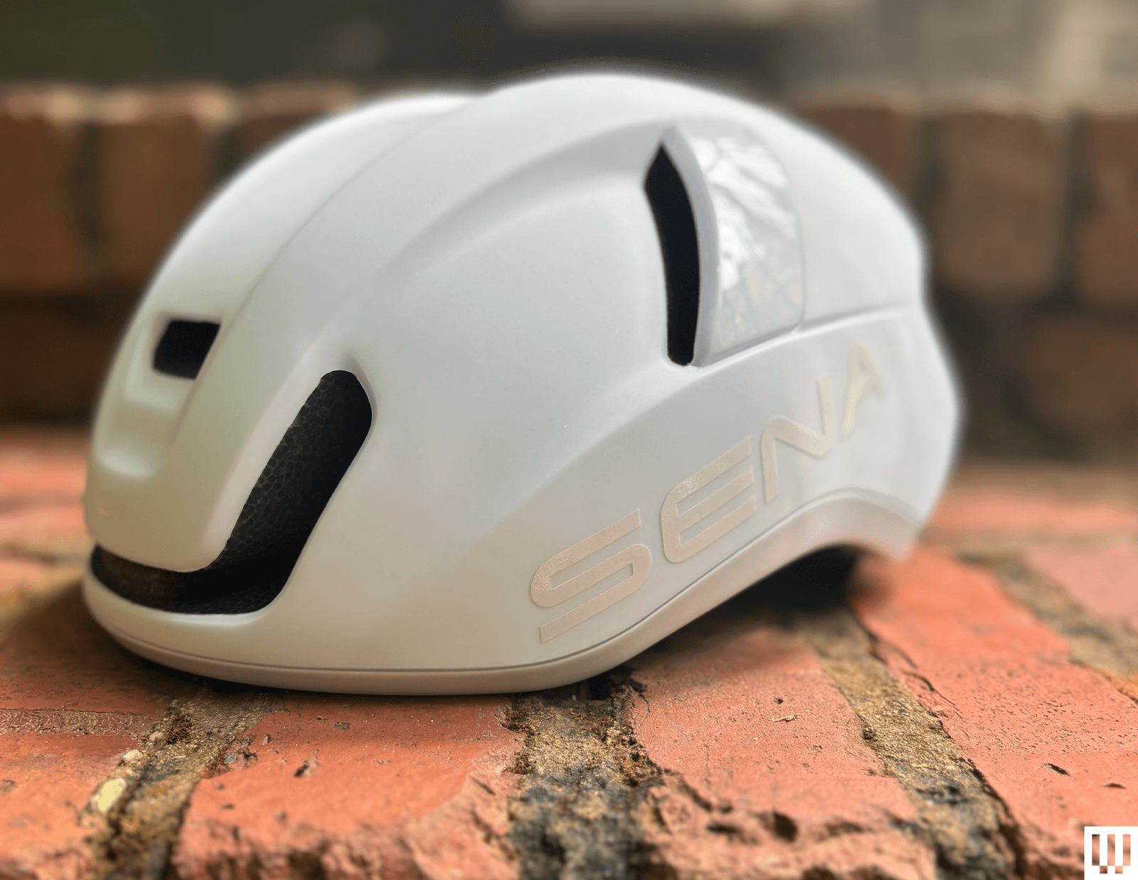 Image may contain Helmet Crash Helmet Clothing Hardhat Computer Hardware Electronics Hardware and Mouse