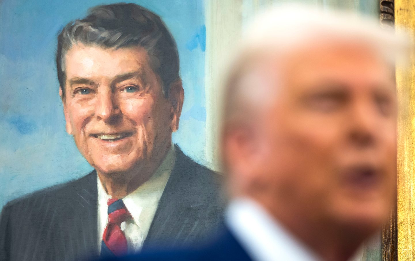 Reagan painting overlooks Donald Trump speaking