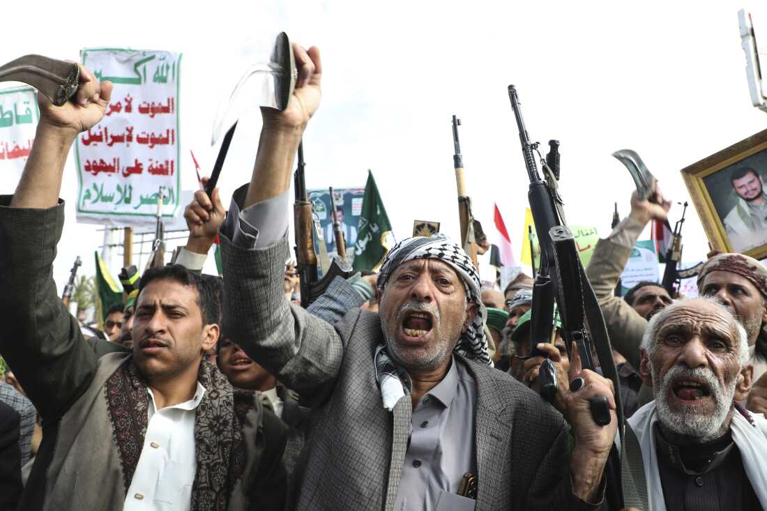 Houthi supporters chant slogans during a weekly anti-Israel rally in Sanaa, Yemen, on Friday.