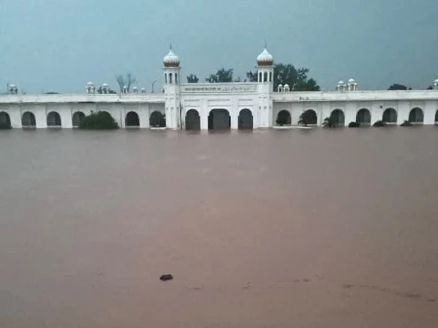 sikh religious sites at risk in pakistan india as ravi river overflows