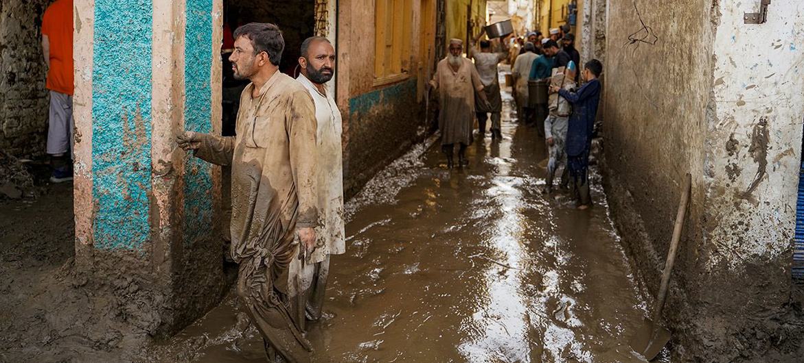Over 200 children have lost their lives in the floods across Pakistan since June. Behind every number is a child’s life cut short and a family left grieving..