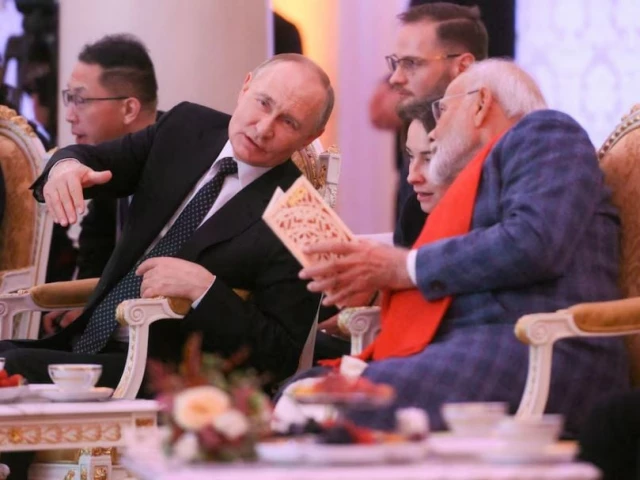 russian president vladimir putin and indian prime minister narendra modi attend a concert before an informal dinner on the sidelines of the brics summit in kazan russia october 22 2024 photo reuters russian president vladimir putin and indian prime minister narendra modi attend a concert before an informal dinner on the sidelines of the brics summit in kazan russia october 22 2024 photo reuters