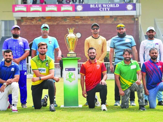 all five mentors pose with the captains of the champions cup sides photo pcb