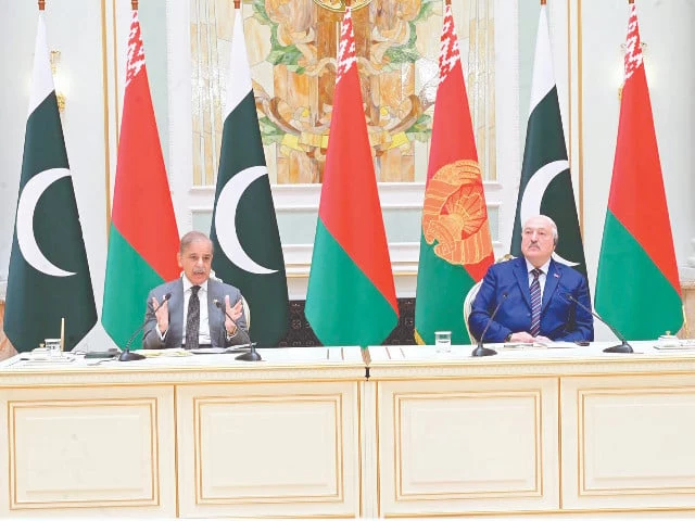 prime minister shehbaz sharif addresses at a joint press stakeout with belarus president aleksandr lukashenko in minsk april 2025 photo ppi