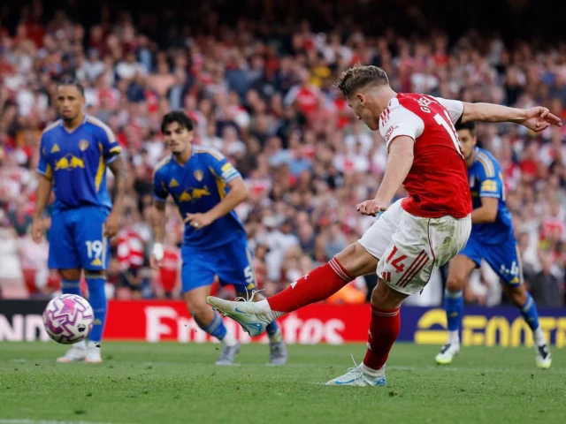 arsenal s viktor gyokeres scores their fifth goal from the penalty spot photo reuters