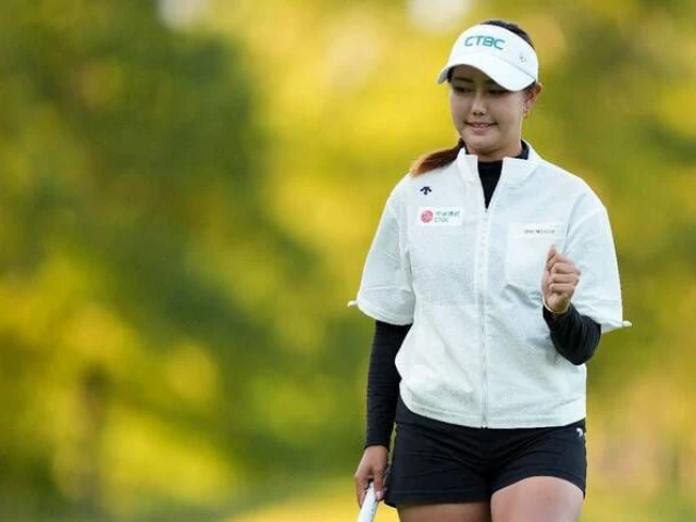 miranda wang reacts after making a birdie on the 14th hole during the third round of the fm championship 2025 in norton massachusetts photo afp