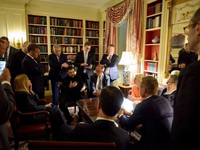 ukrainian president volodymyr zelenskiy speaks with french president emmanuel macron german chancellor friedrich merz britain s prime minister keir starmer european commission s president ursula von der leyen italian prime minister georgia meloni finland s president alexander stubb and nato s secretary general mark rutte at the ukrainian embassy in washington dc us photo reuters