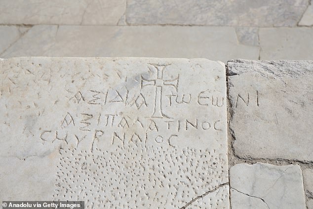 Ancient Christian symbols have been unearthed in a Roman council hall in Turkey