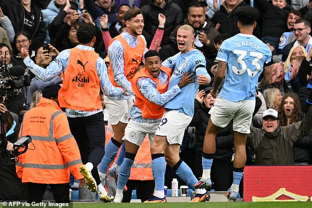 Manchester City overcame rivals Manchester United with ease at the Etihad on Sunday