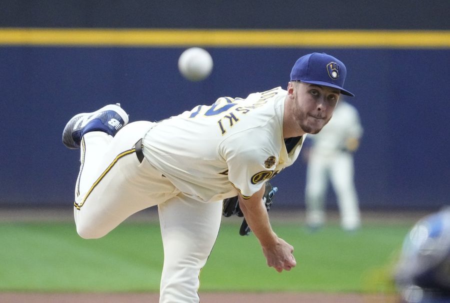 MLB: Philadelphia Phillies at Milwaukee Brewers