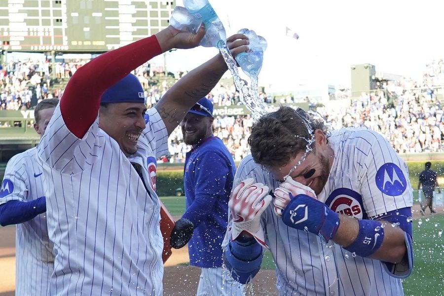 MLB: Atlanta Braves at Chicago Cubs