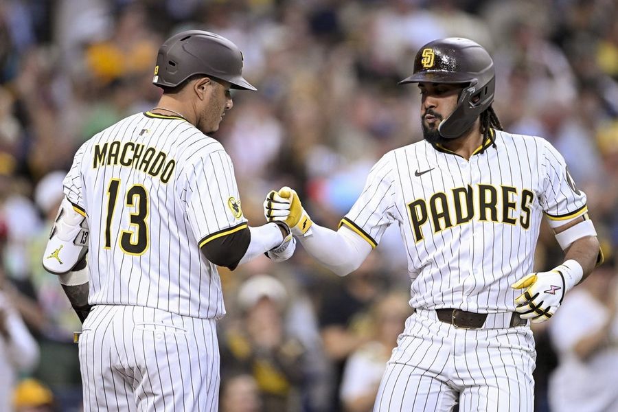 MLB: Cincinnati Reds at San Diego Padres