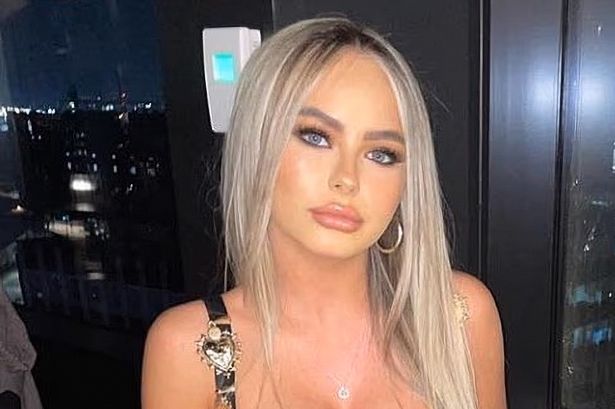 Mia got mixed up with the wrong crowd, her mum says