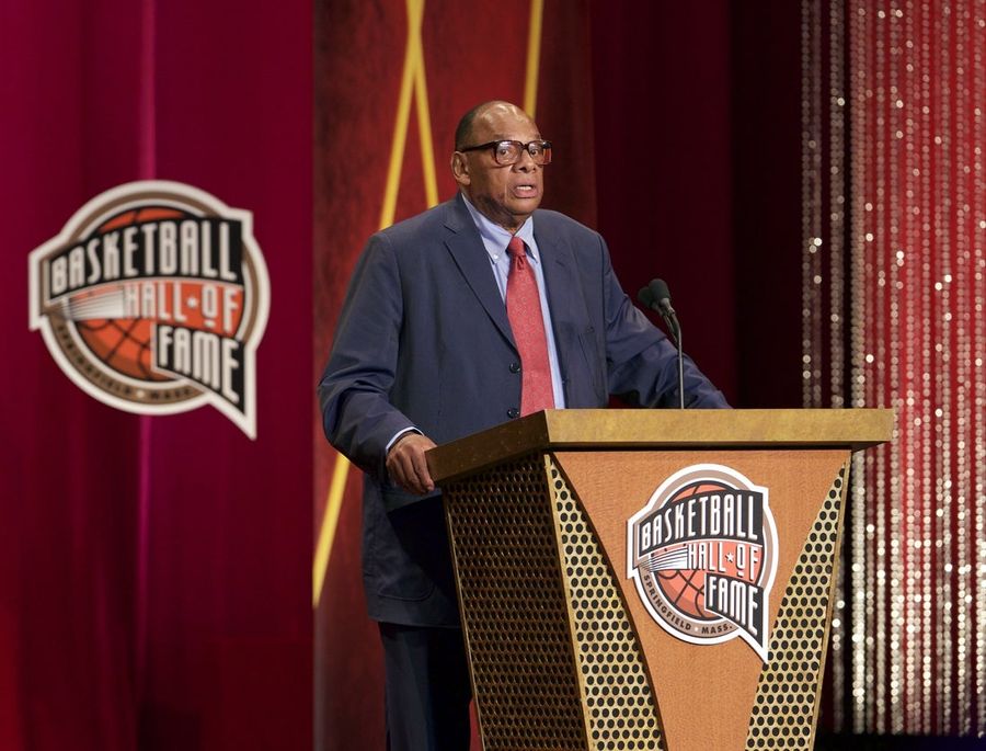 Basketball: Hall of Fame Enshrinement