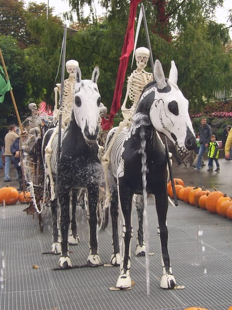 Just one of the hundreds of Halloween-themed displays you will find on a last minute half term holiday to Europa-Park