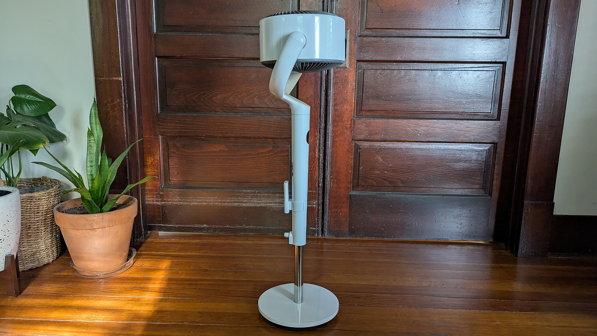Dreo&amp;nbsp;TurboPoly&amp;nbsp;Fan&amp;nbsp;508S in reviewer's living room