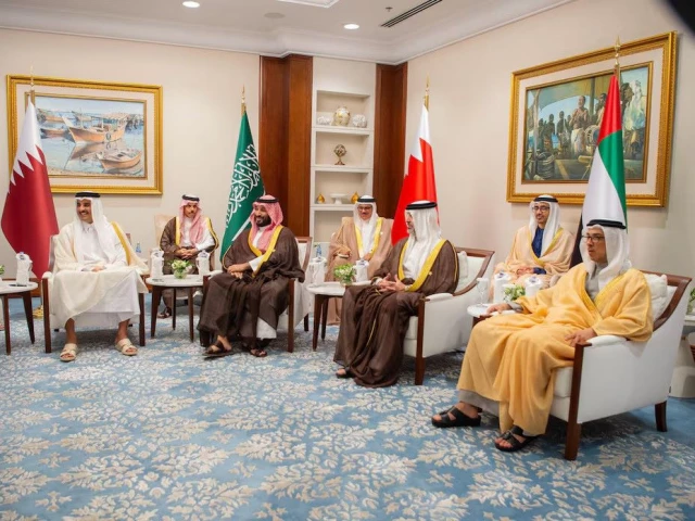 saudi crown prince mohammed bin salman with emir of qatar sheikh tamim bin hamad al thani and gcc representatives meet ahead of an emergency arab islamic leaders summit convened to discuss the september 9 israeli attack on hamas on qatari territory in doha qatar september 15 2025 photo reuters