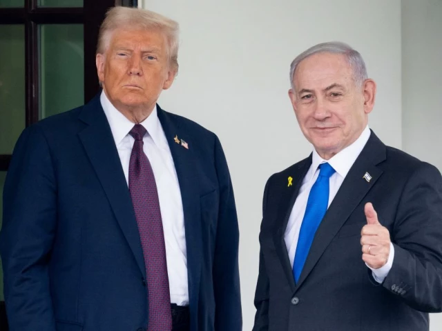 us president donald trump greets israeli prime minister benjamin netanyahu as he arrives at the west wing of the white house in washington dc on september 29 2025 us president donald trump will push israeli prime minister benjamin netanyahu to agree to an elusive gaza peace plan on monday in high stakes talks at the white house photo afp