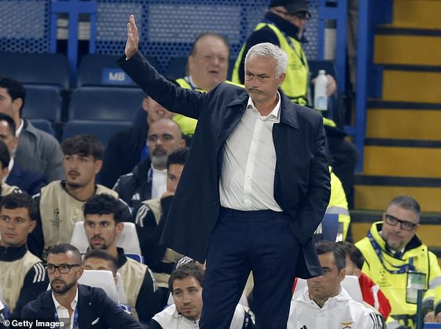 Jose Mourinho and his Benfica squad have reportedly been struck down by illness ahead of their clash against Porto on the weekend