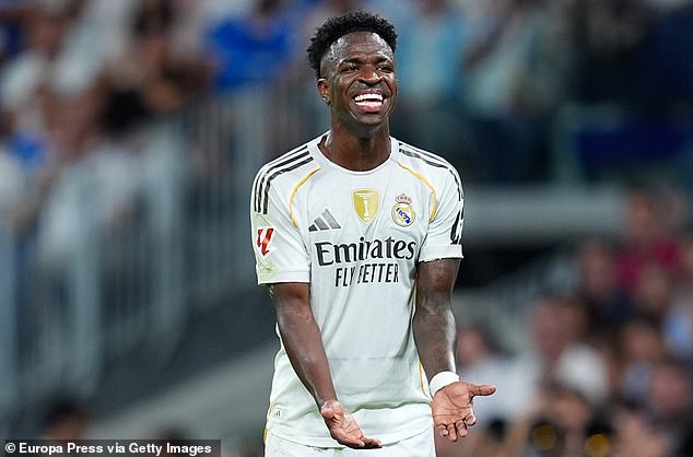 Vinicius Jnr has apologised for messaging a model behind a TV presenter