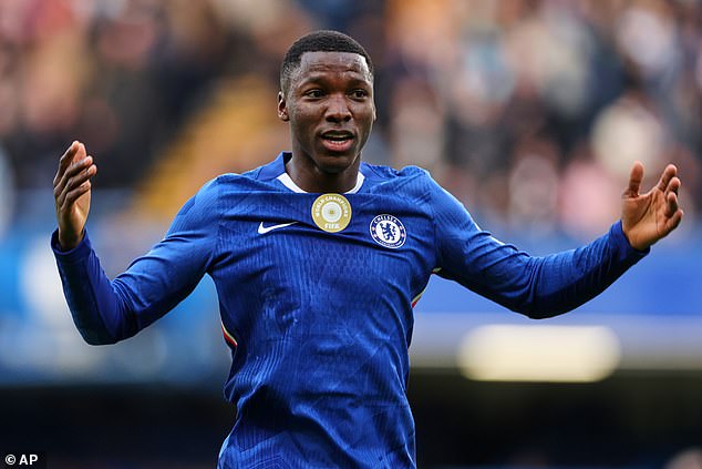 Moises Caicedo caused a stir after taking to Instagram to reveal he has separated with his agent, Manuel Sierra, and