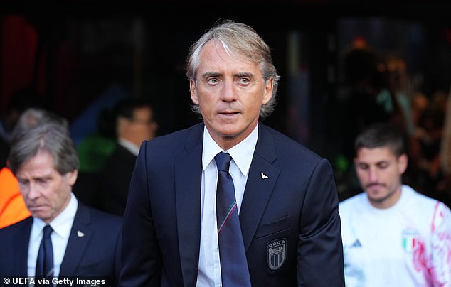 Former Manchester City boss Roberto Mancini has reportedly sensationally claimed that he could be in line to replace Ruben Amorim if he is sacked by Manchester United