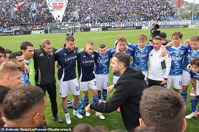 Cesc Fabregas was filmed giving his Como squad an inspiring speech after their win