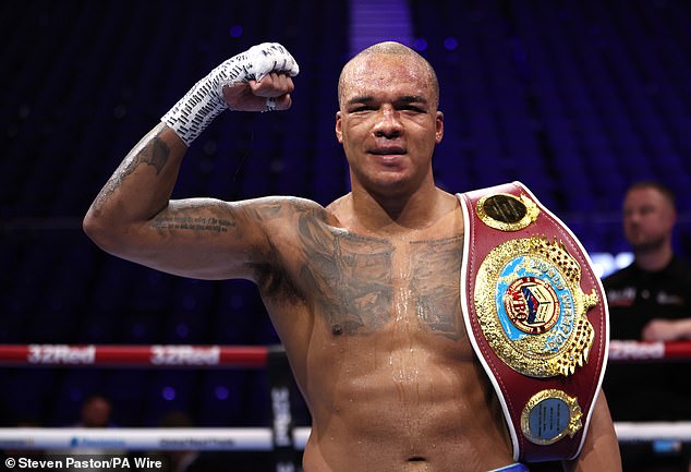 Fans are calling the 11th-round stoppage of Fabio Wardley