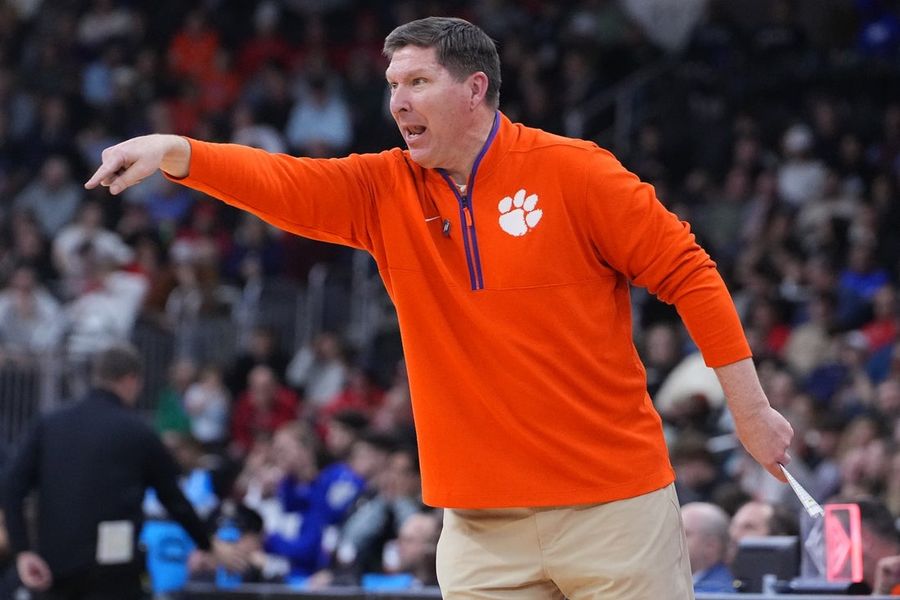 NCAA Basketball: NCAA Tournament First Round-McNeese State at Clemson