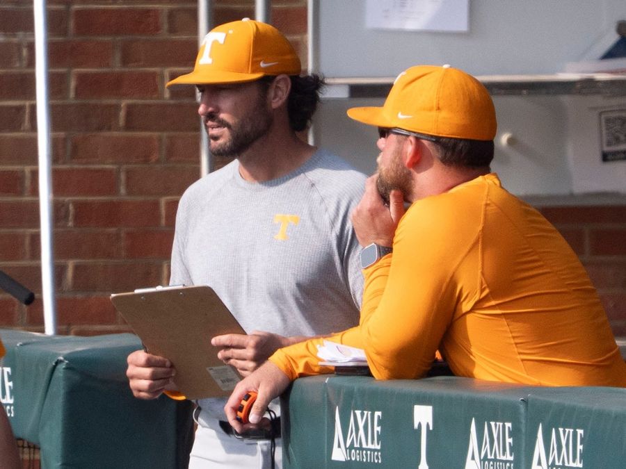 Syndication: The Knoxville News-Sentinel