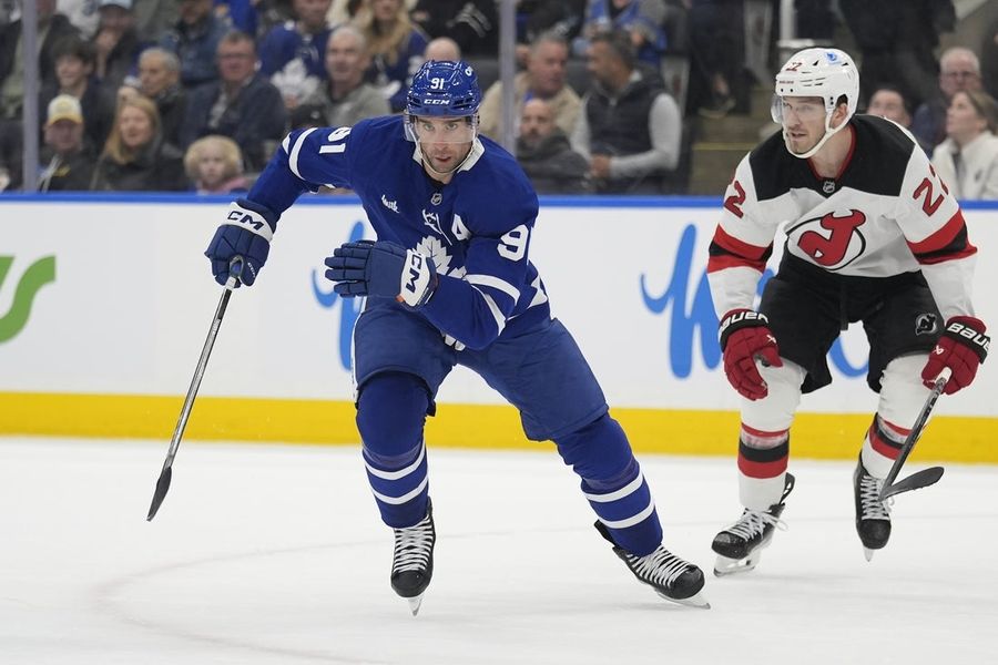 NHL: New Jersey Devils at Toronto Maple Leafs