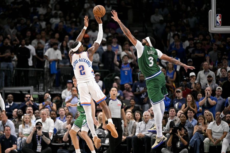 NBA: Oklahoma City Thunder at Dallas Mavericks