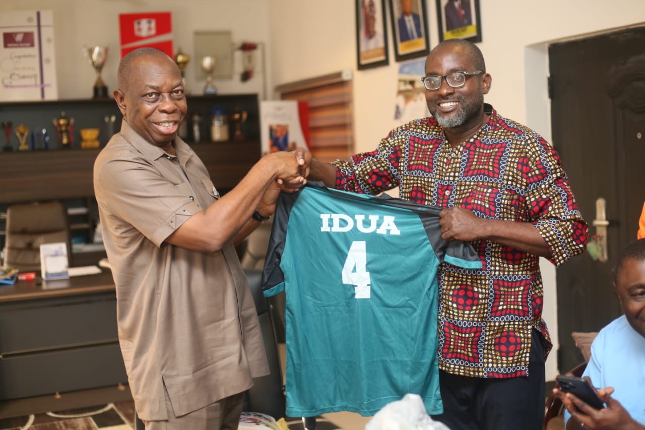 Elder Paul Bassey Presents Items to teams ahead of Eket Urban 2 Unity Cup