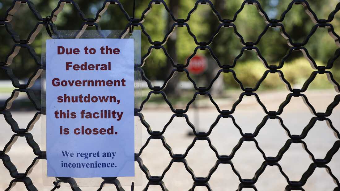 A sign on the entrance to the U.S. National Arboretum is seen as it is closed due to the federal government shutdown on Oct. 1 in Washington, D.C.