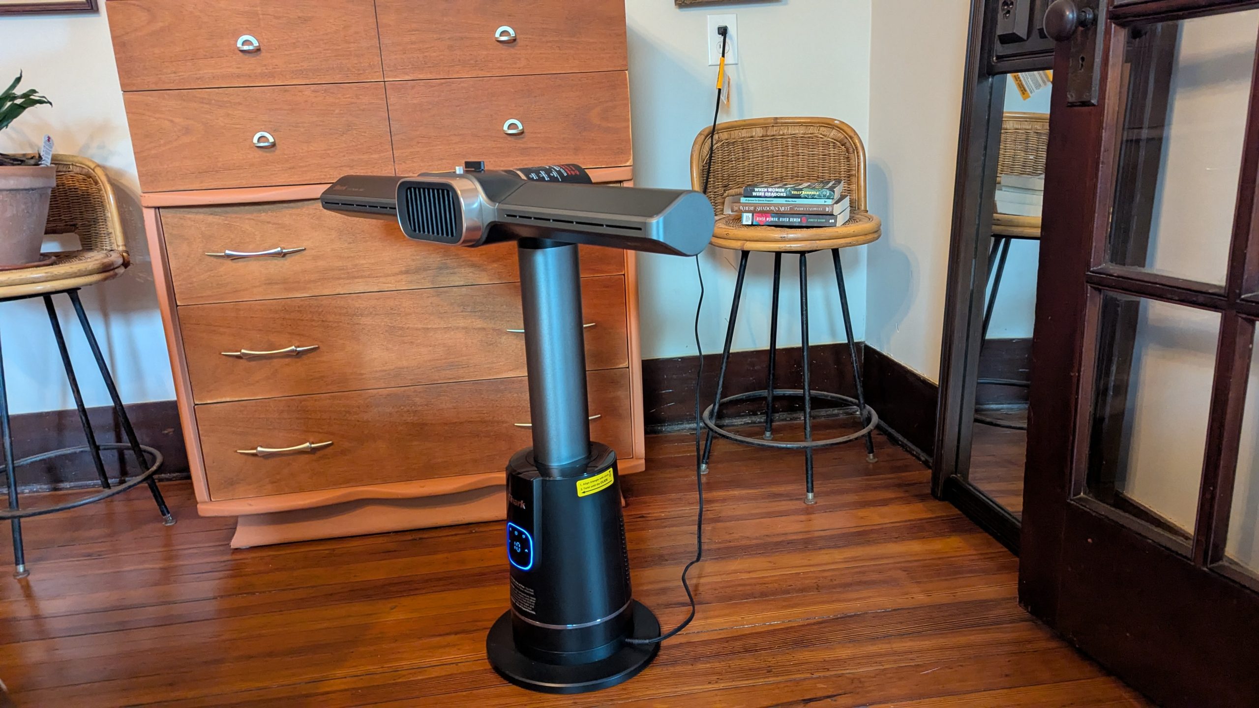 Shark TurboBlade Cool + Heat in reviewer's living room